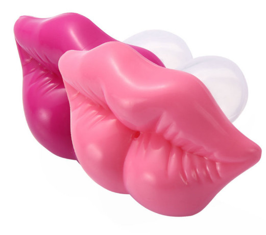 Tétine lèvres pulpeuses roses
